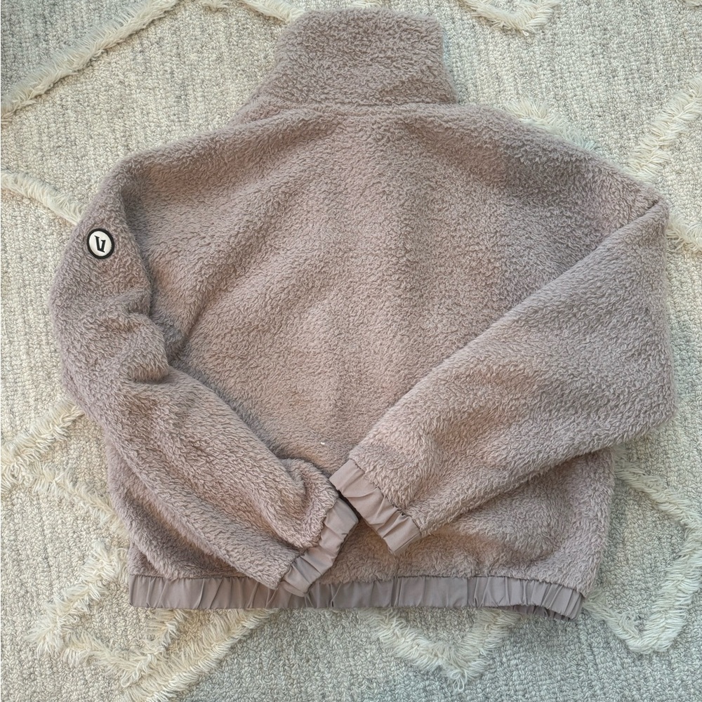 Vuori Women's Cozy Sherpa Jacket - Picture 5 of 6